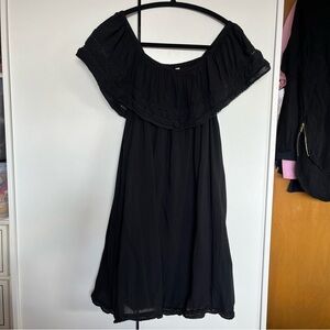 Aritzia Black Off-Shoulder Ruffle Midi Dress - Emmie